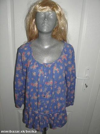 Bluzka, 42
