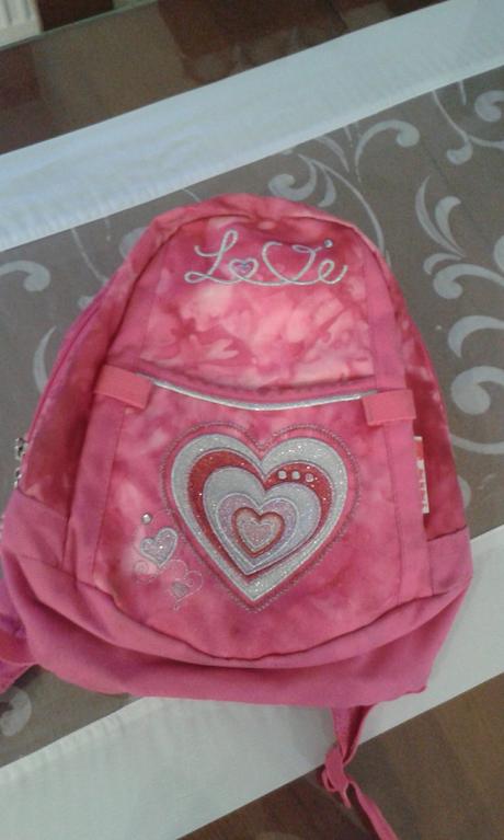 Ruzovy ruksak pre skolkarku zn.hama, 