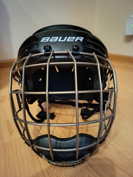 Hokejová prilba bauer, bauer,s