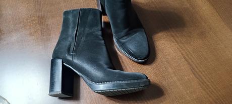 Čierne kotníkové čižmy, 36