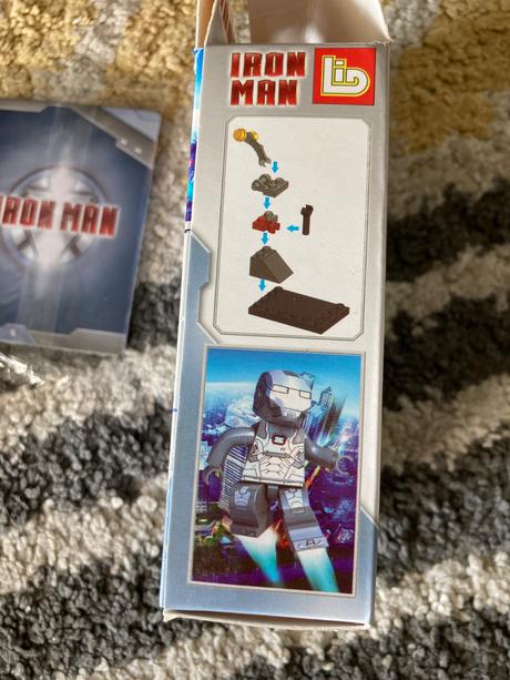 Iron man panáčik a skejty, 