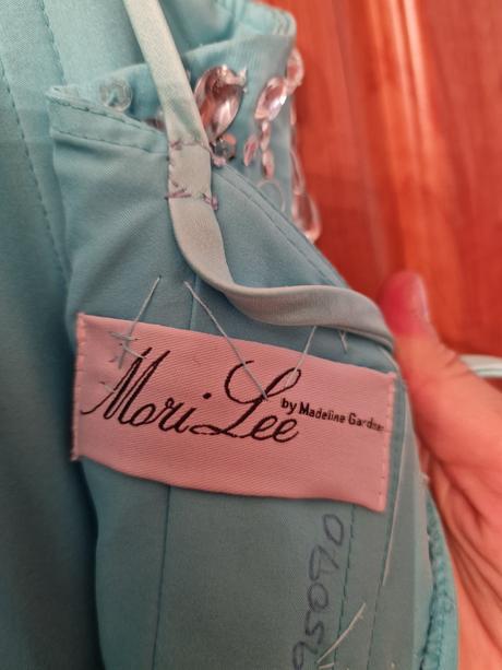 Spolocenske saty, xs