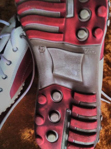 Šnurovacie topánky, 37