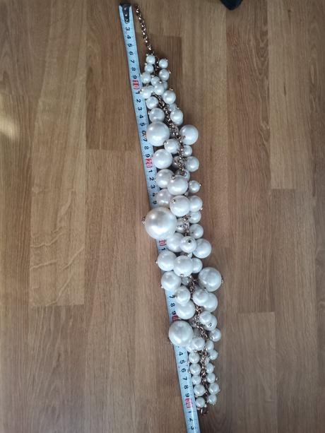 Extravagantný náhrdelník, 