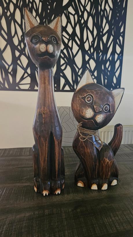 Dekoratívne drevené mačky, 