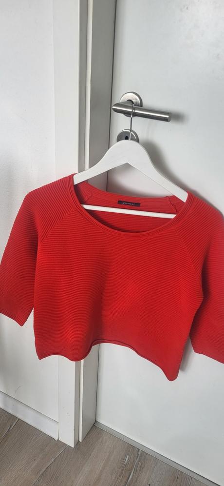 Červený crop top, promod,s