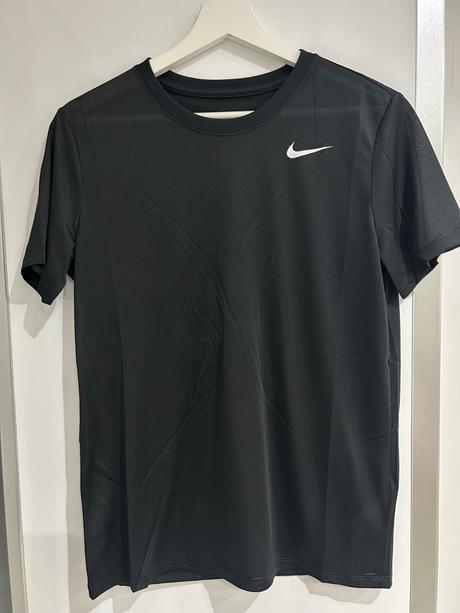 The nike tee tričko- nové, nike,s