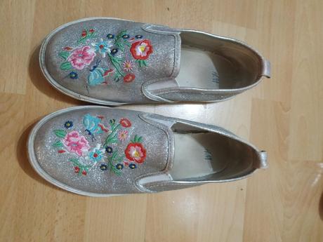 Tenisky veľkosť 33, 33