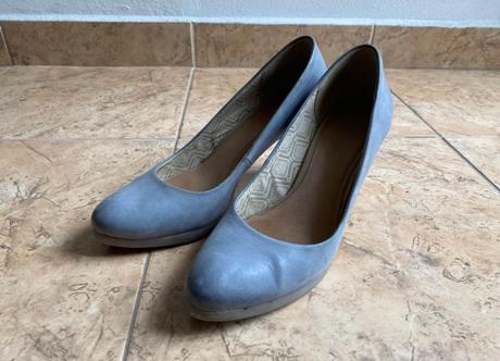 Dámske lodičky, baťa,37