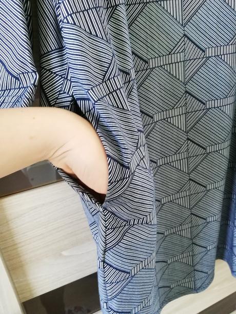 Šaty s vreckami, 38