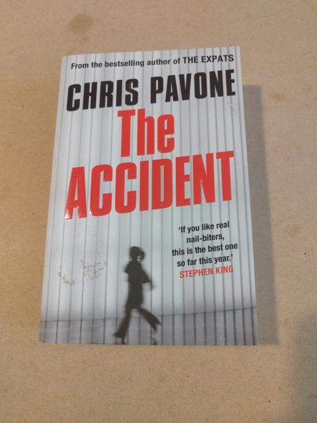 Chris pavone v anglictine xs24, 