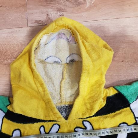 Uterák na plaž, 98