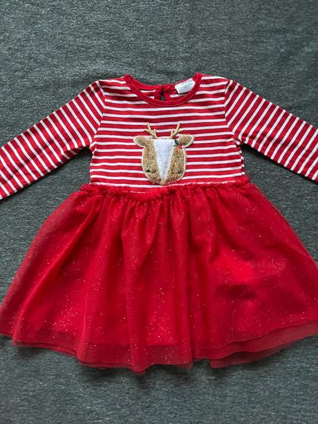 Voanočné šaty, 86