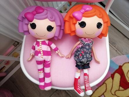 Lalaloopsy vpravo, 