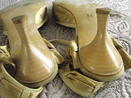 Celokožené sandále so stuhou veľ. 39.5, 40