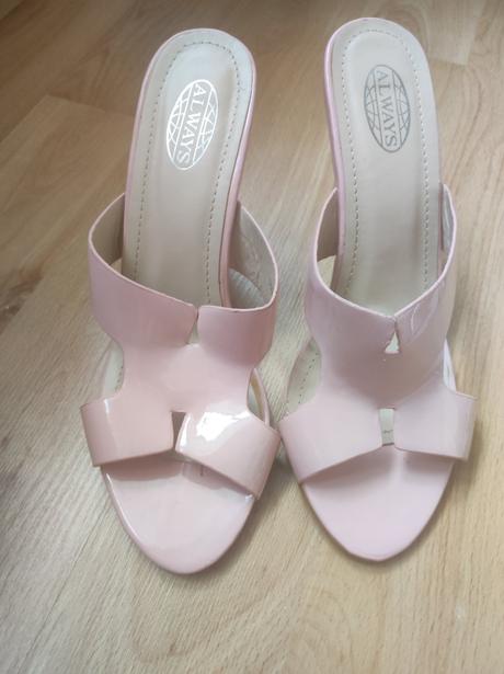 Šľapky na podpätku, 39