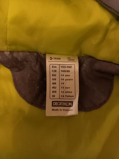 Zateplená vesta s kapucou, decathlon,152