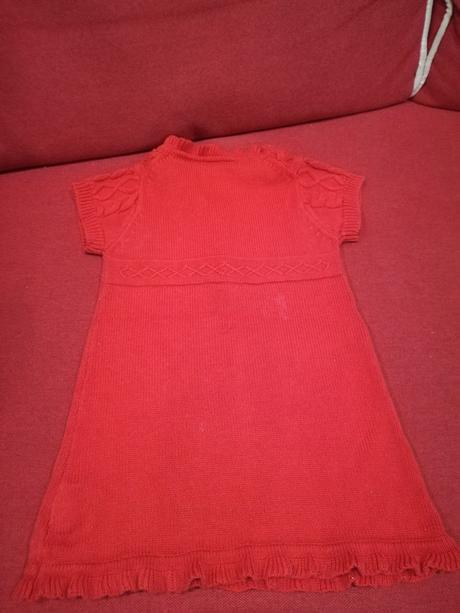 Svetríkové šatočky, 86