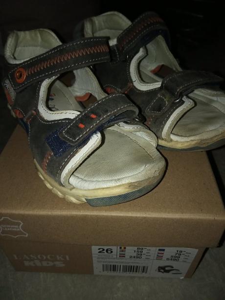 Sandalky, lasocki,26