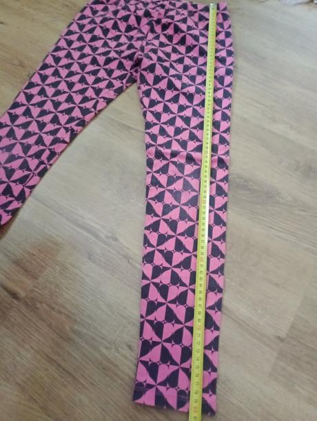 Stredne hrubé legíny, pepco,152