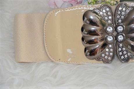 Elastický béžový opasok, 