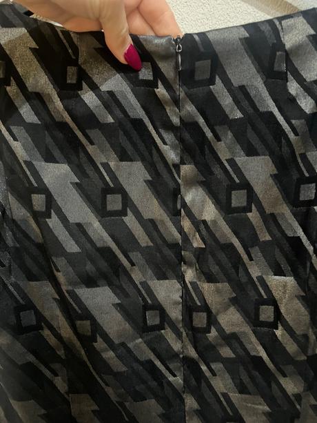 Komplet šaty + sako, 44