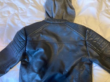 Bunda koženka, c&a,116