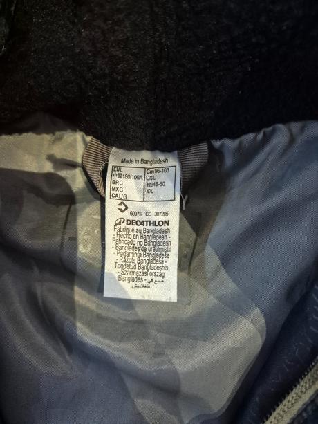 Nepremokavá bunda decathlon, decathlon,l