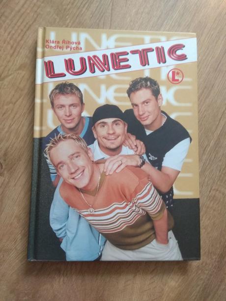 Kniha lunetic,