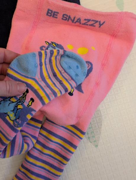 Set tričiek s dlhým rukávom a ponožiek s pančuškam, 86