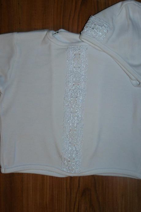 Košieľka s čiapkou, 62