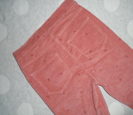 Menčestrové nohavice na 8 rokov, 128