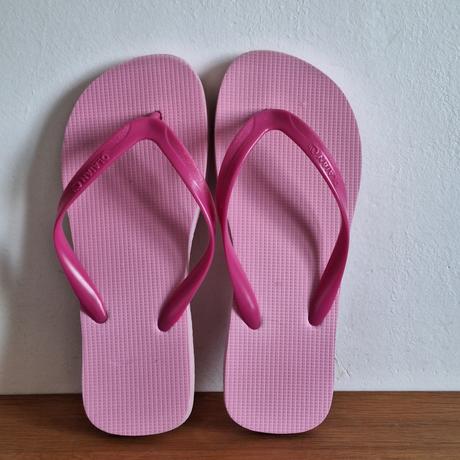 Dievčenské žabky, 35