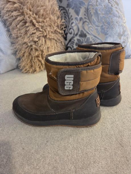 Ugg zimné 33,5, ugg,33