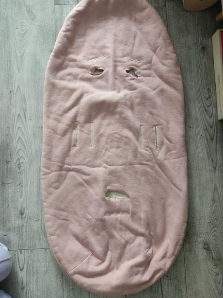 Jarný fusak, pinkie