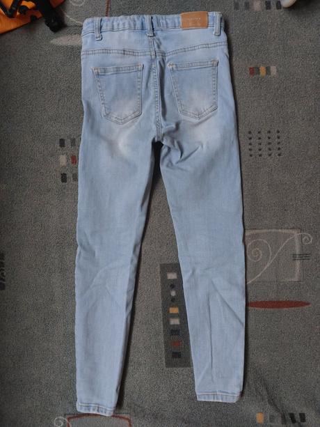 Rifle á 5 eur + nohavice gratis, reserved,128