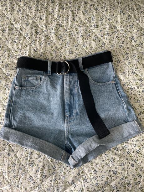 Kraťasy s vysokým sedom, xs