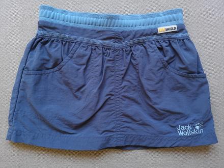 Turisticka sukna zn. jack wolfskin, jack wolfskin,104