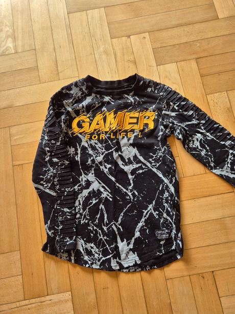 Dlhé tričko, chapter young,134