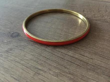 Oranzovy naramok (b48),