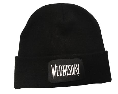 Nove čiapky wednesday,