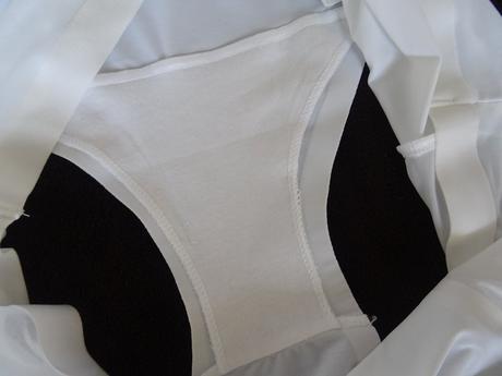 Podprsenka + nohavičky, veľ. m, m