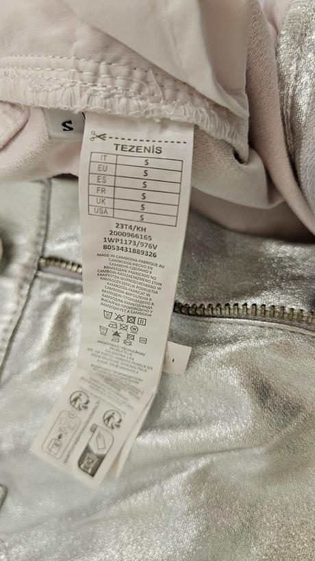 Strieborne nohavice, tezenis,s