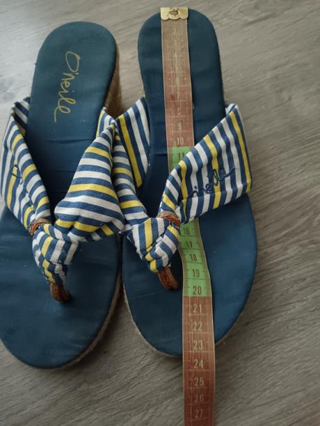 Šľapky na platforme, 36