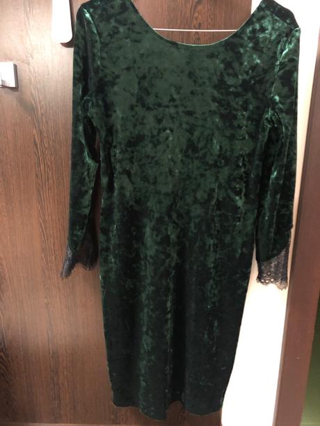 Zamatové šaty reserved, veľkosť s, reserved,s