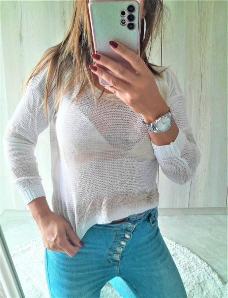 Svetrík so zlatými pruhmi-m, m