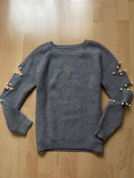 Sveter s perlickami, s
