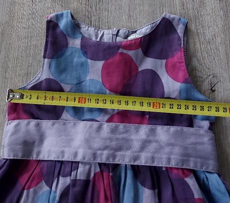 Fialové šaty s guličkami, vertbaudet,104