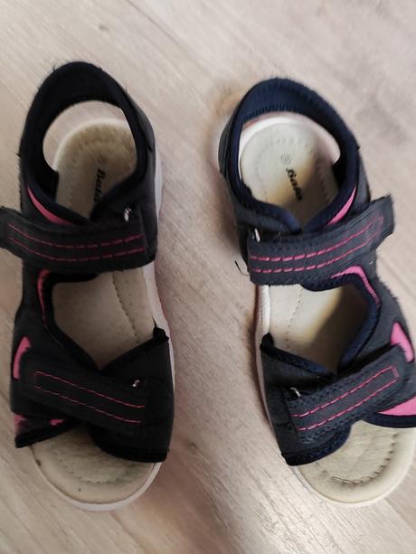Sandále, baťa,32