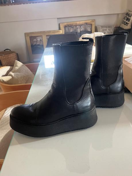 Kožene čižmy zara v.38, zara,38